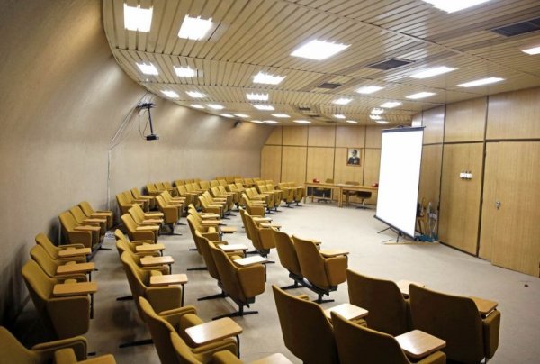 Бункер Тито () Бункер Тито