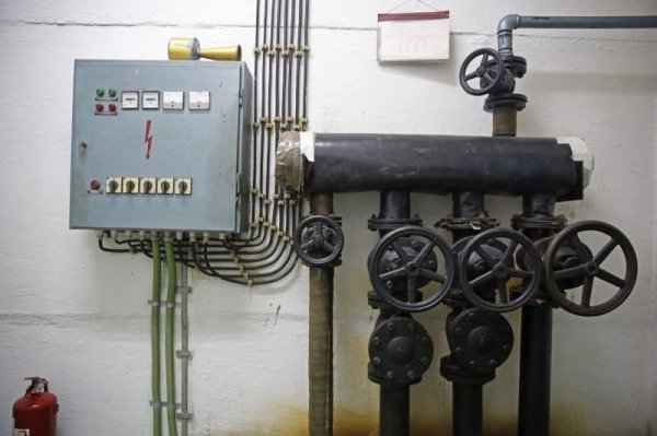 Бункер Тито () Бункер Тито