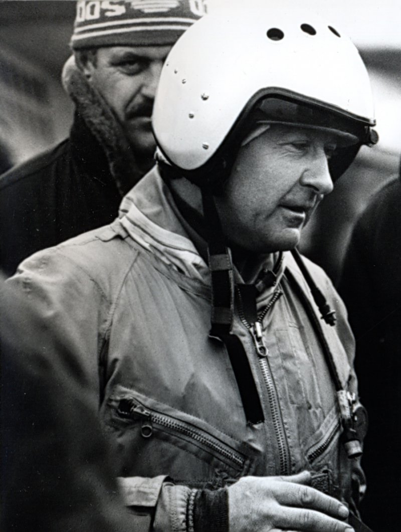 День в военной истории: 25 лет со дня первой посадки Су-33 на палубу авианосца