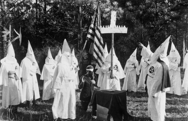 Факты о Ку-клус-клане () Факты о Ку-клус-клане