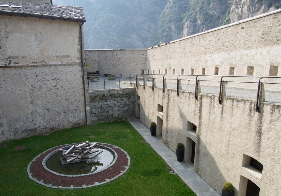 Форт Бард: защитник альпийской долины (Италия) Форт Бард: защитник альпийской долины (Италия)