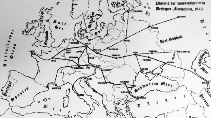 Гигантские поезда Гитлера () Гигантские поезда Гитлера