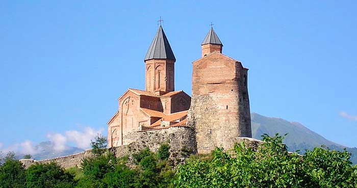 Готская Испания. Возникновение бенефициальной системы и феодальной иерархии. Феодализация церкви () Готская Испания. Возникновение бенефициальной системы и феодальной иерархии. Феодализация церкви