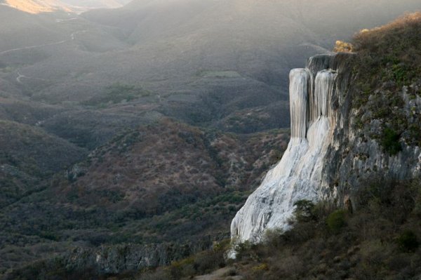 Каменный водопад