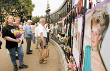 ЛЮБОВЬ И ЖИЗНЬ НАКАНУНЕ СМЕРТИ () ЛЮБОВЬ И ЖИЗНЬ НАКАНУНЕ СМЕРТИ