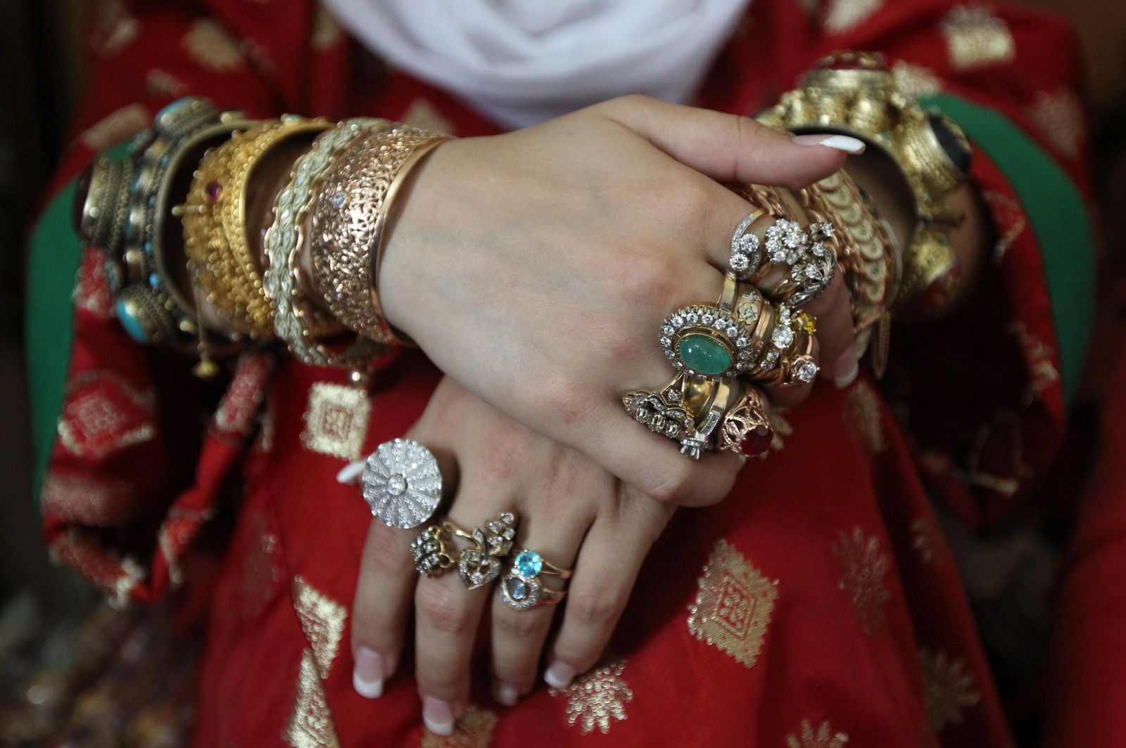 ПОДВЕНЕЧНАЯ ПЛАТА () ПОДВЕНЕЧНАЯ ПЛАТА