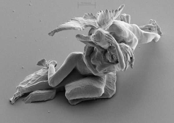 Самые маленькие скульптуры в мире () Самые маленькие скульптуры в мире