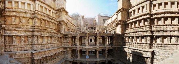 Уникальный колодец Рани ки вав (Rani Ki Vav) () Уникальный колодец Рани ки вав (Rani Ki Vav)