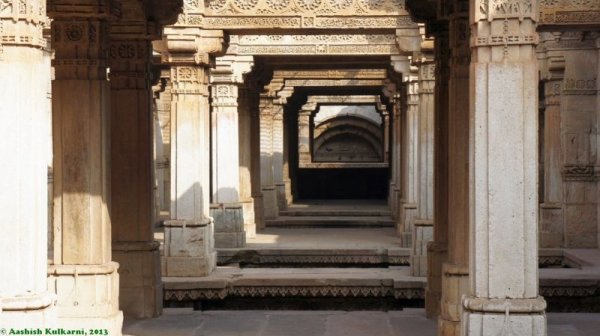Уникальный колодец Рани ки вав (Rani Ki Vav) () Уникальный колодец Рани ки вав (Rani Ki Vav)