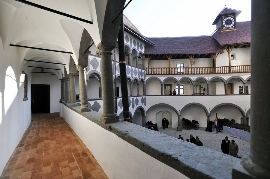 Велики Табор: прекрасно сохранившийся замок Средневековья (Хорватия) () Велики Табор: прекрасно сохранившийся замок Средневековья (Хорватия)