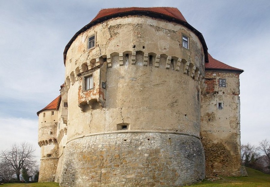 Велики Табор: прекрасно сохранившийся замок Средневековья (Хорватия) () Велики Табор: прекрасно сохранившийся замок Средневековья (Хорватия)