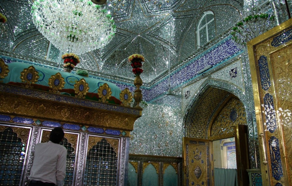 Зеркальный мавзолей Шах Черах (Иран)