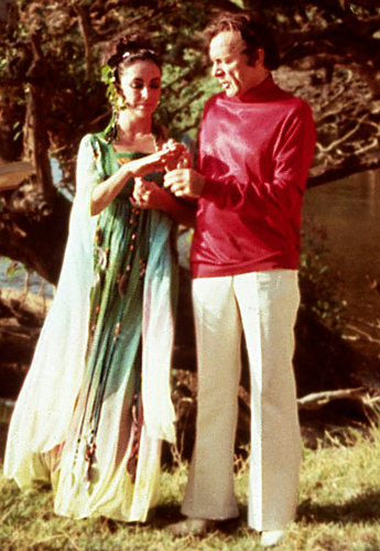 7 мужей и 8 свадеб «королевы Голливуда» Элизабет Тейлор () 7 мужей и 8 свадеб «королевы Голливуда» Элизабет Тейлор