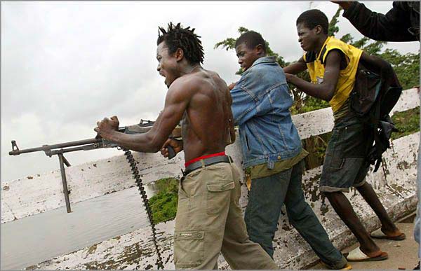 Гражданская война в Сомали (18+) () Гражданская война в Сомали (18+)