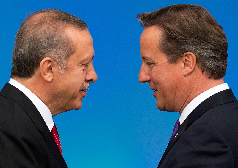 Итоги недели. «Сложный был год: налоги, катастрофы, проституция, бандитизм и недобор в армию» () Итоги недели. «Сложный был год: налоги, катастрофы, проституция, бандитизм и недобор в армию»