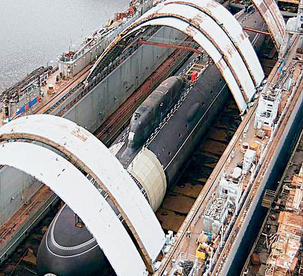 Как спасать атомные подводные лодки? Как спасать атомные подводные лодки?