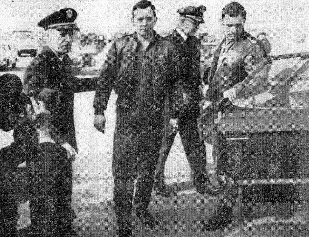 ПО ЗАЛЕТУ () ПО ЗАЛЕТУ