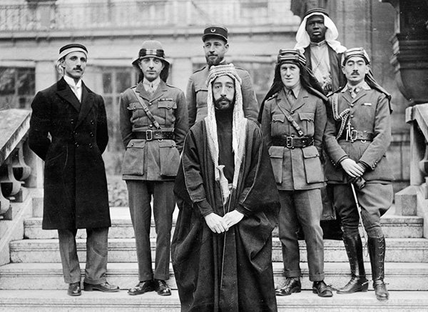 «Сброд дервишей» против «тигров пустыни»