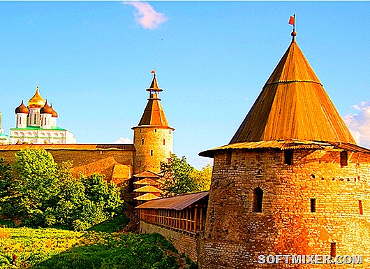 Тринадцать красивейших крепостей России () Тринадцать красивейших крепостей России