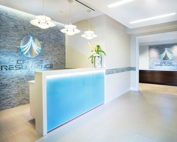 Внутри секты () Внутри секты