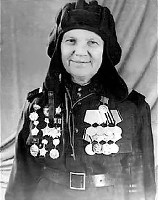 Женщины-танкисты Великой Отечественной войны. Александра Ращупкина () Женщины-танкисты Великой Отечественной войны. Александра Ращупкина