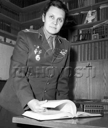 Женщины-танкисты Великой Отечественной войны. Ирина Левченко () Женщины-танкисты Великой Отечественной войны. Ирина Левченко