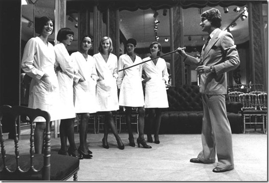 Как колготки покоряли женский мир () Как колготки покоряли женский мир