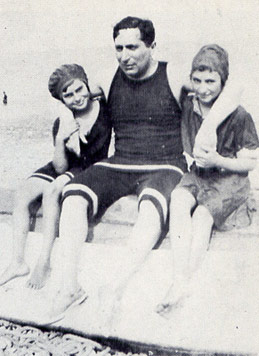 Луис Майер: человек, создавший премию «Оскар» () Луис Майер: человек, создавший премию «Оскар»