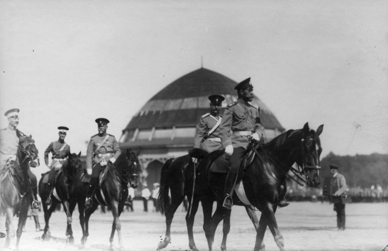 Смотры «потешных» на Марсовом поле. 1911-1912