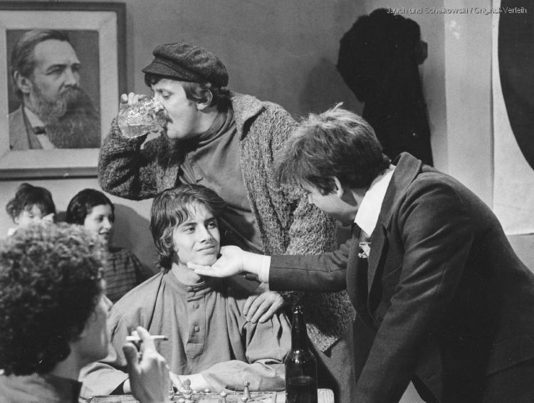 «Собачье сердце» – другой взгляд: фильм итальянца Латтуада () «Собачье сердце» – другой взгляд: фильм итальянца Латтуада