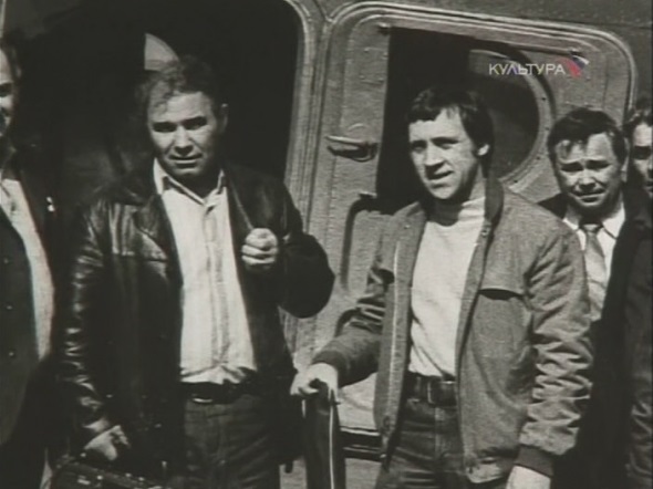 «Сучья война» в ГУЛАГе () «Сучья война» в ГУЛАГе