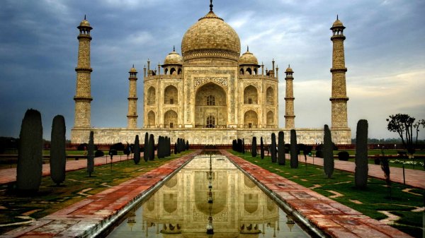 Знаете ли вы что Тадж Махал так и остался недостроенным () Знаете ли вы что Тадж Махал так и остался недостроенным