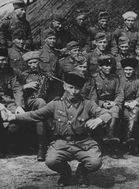 Зраков: Чешская «Хатынь», устроенная казаками-карателями () Зраков: Чешская «Хатынь», устроенная казаками-карателями