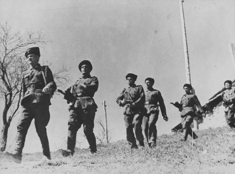 Зраков: Чешская «Хатынь», устроенная казаками-карателями () Зраков: Чешская «Хатынь», устроенная казаками-карателями