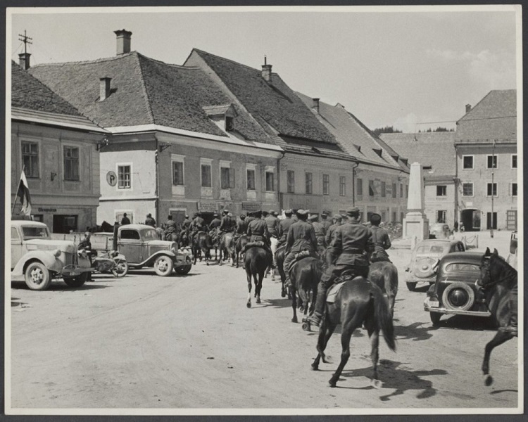 Зраков: Чешская «Хатынь», устроенная казаками-карателями () Зраков: Чешская «Хатынь», устроенная казаками-карателями