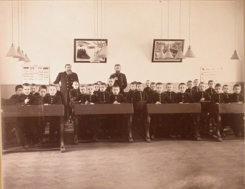 3-й Московский кадетский корпус () 3-й Московский кадетский корпус