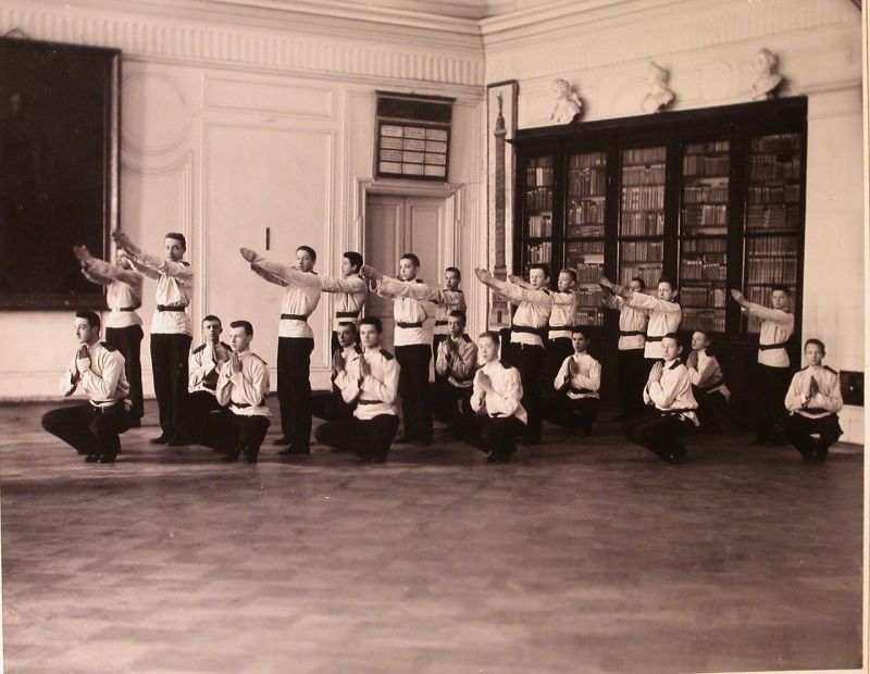 3-й Московский кадетский корпус () 3-й Московский кадетский корпус