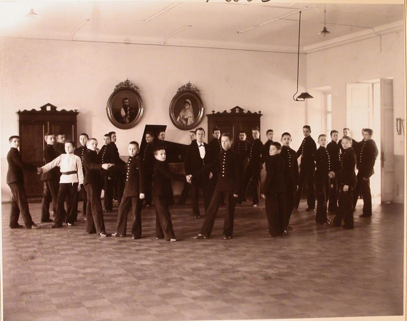 3-й Московский кадетский корпус () 3-й Московский кадетский корпус