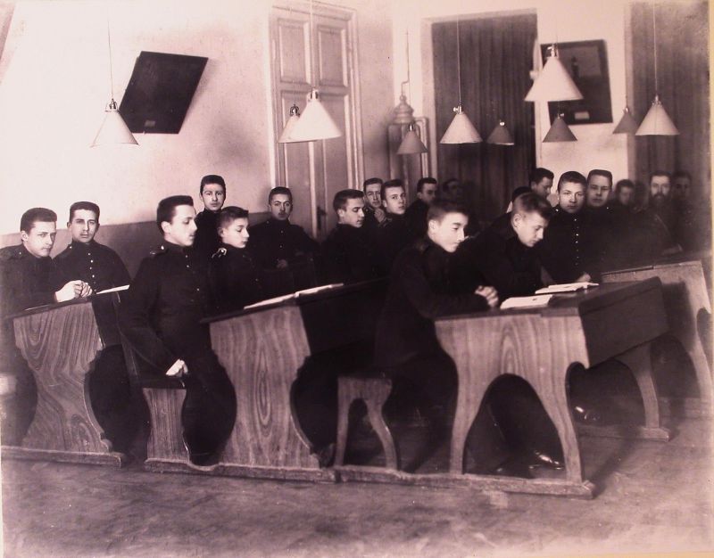 3-й Московский кадетский корпус () 3-й Московский кадетский корпус