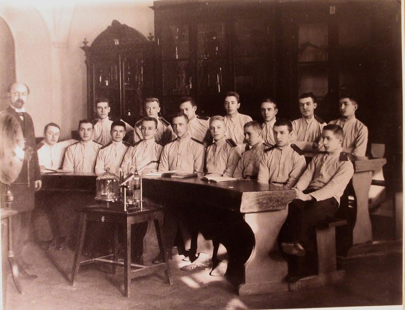 3-й Московский кадетский корпус () 3-й Московский кадетский корпус