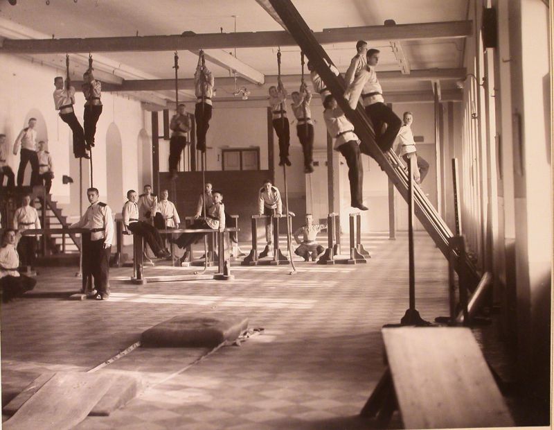 3-й Московский кадетский корпус () 3-й Московский кадетский корпус