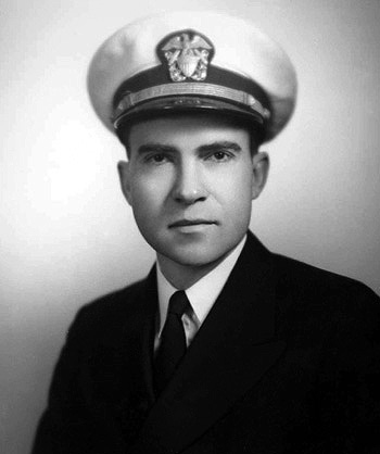 Биография Ричарда Никсона () Биография Ричарда Никсона