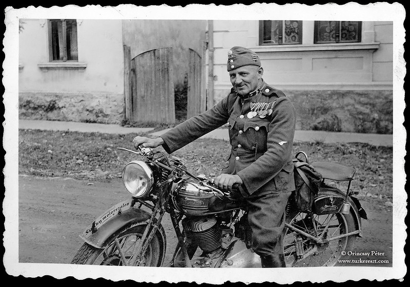 Будни "Восточного фронта" () Будни "Восточного фронта"