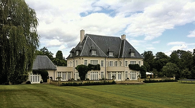 Бывший охранник Березовского: Женщины следили за Немцовым по приказу олигарха () Бывший охранник Березовского: Женщины следили за Немцовым по приказу олигарха