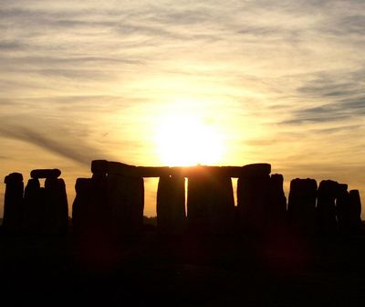 Что нужно знать о Стоунхендже () Что нужно знать о Стоунхендже