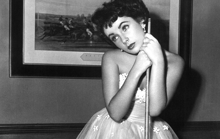 Девушка с фиолетовыми глазами: самые известные образы Элизабет Тейлор