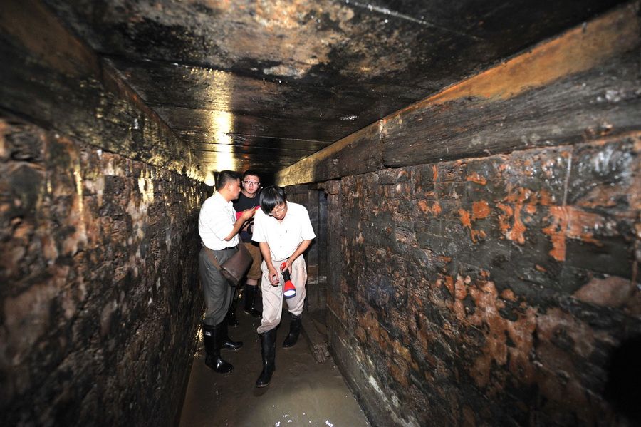 Гробница Цинь Шихуанди - и археологическая реальность () Гробница Цинь Шихуанди - и археологическая реальность