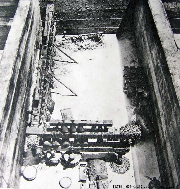 Гробница Цинь Шихуанди - и археологическая реальность () Гробница Цинь Шихуанди - и археологическая реальность