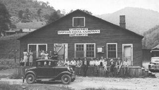 История одной песни: «16 тонн» () История одной песни: «16 тонн»