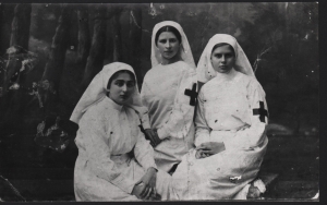 «Мама говорила, что художником её сделали арест и ссылка» / О Еве Левиной-Розенгольц